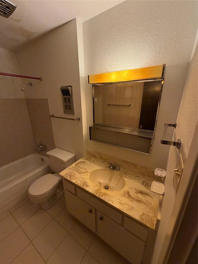 Photo of 8918 Indian River Drive