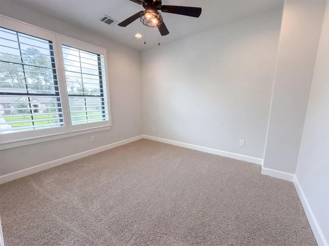 Photo of 21211 Hidden Bend Loop