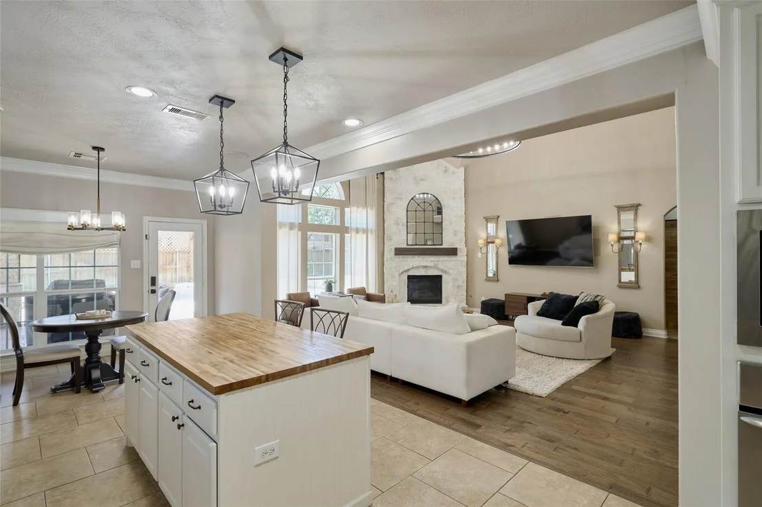 Photo of 25207 Pineglen Terrace Drive