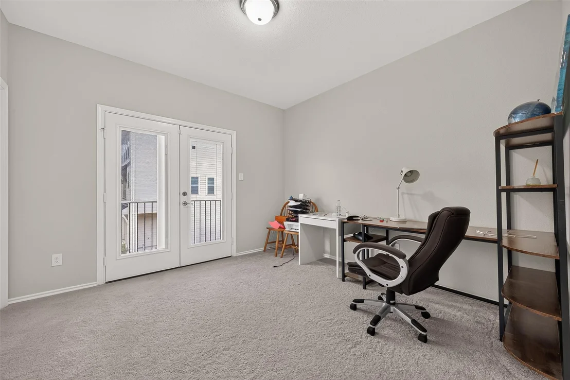 Photo of 8659 Cedardale Park Drive