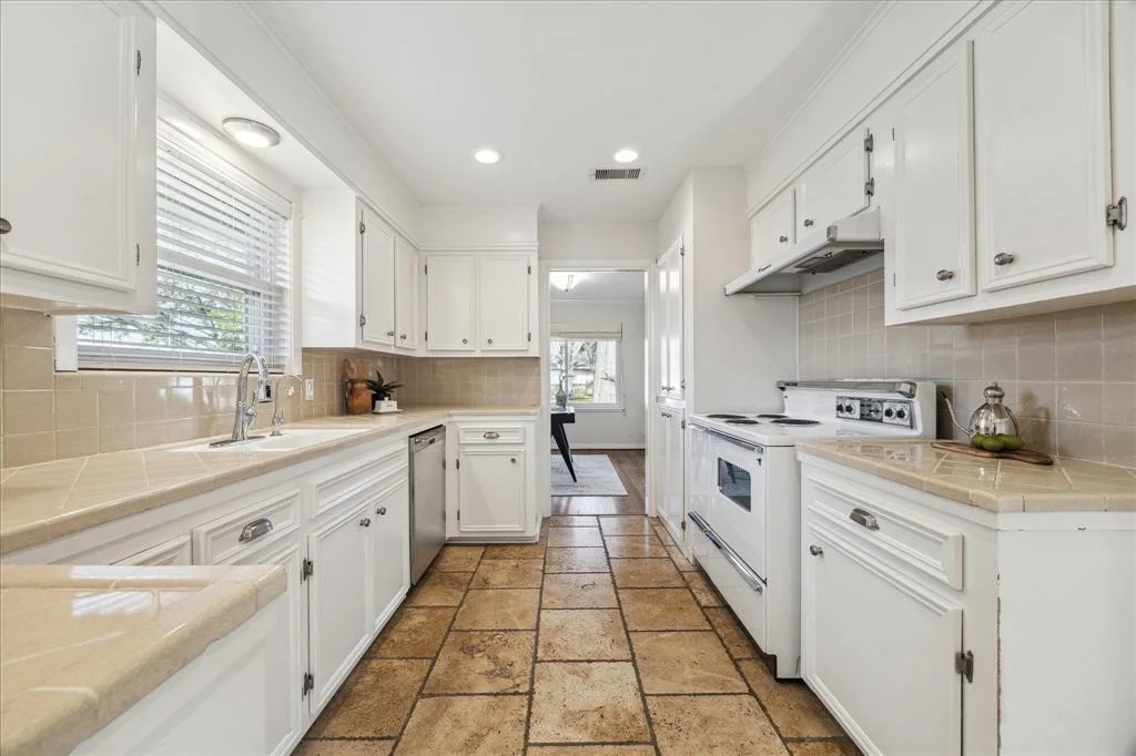 Photo of 2227 Latexo Drive