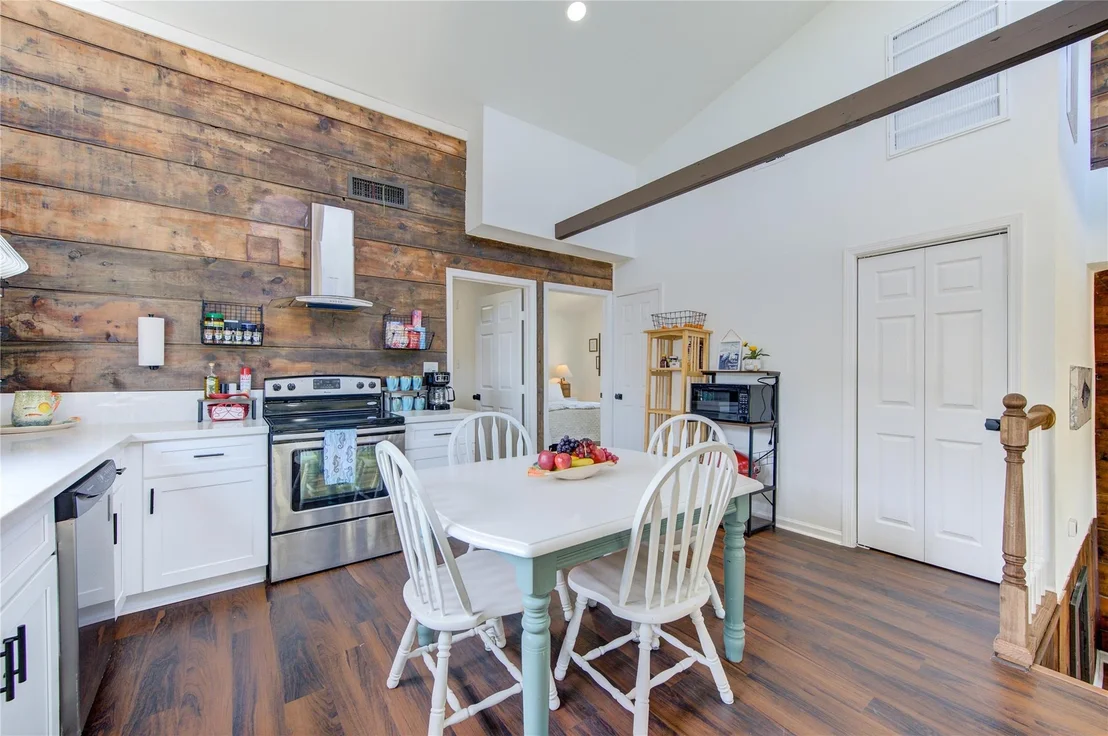 Photo of 411 Galley Way
