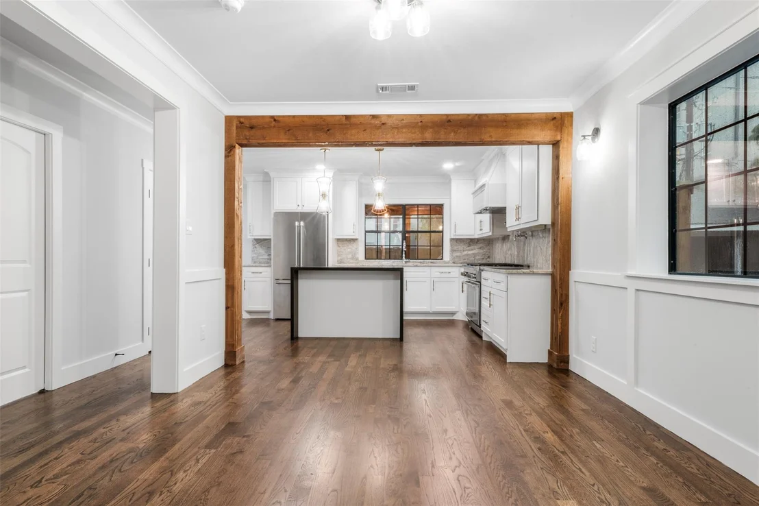 Photo of 1723 Albans Road
