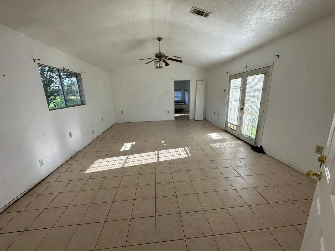 Photo of 377 Hostetter Road