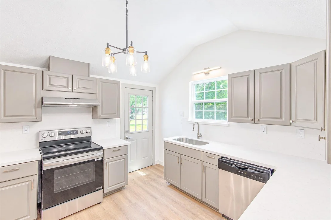 Photo of 9690 Simmons Drive