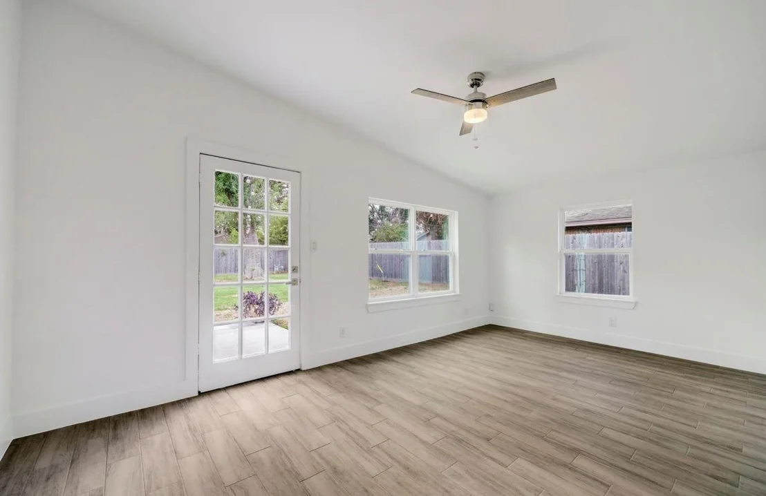 Photo of 5207 Benning Drive