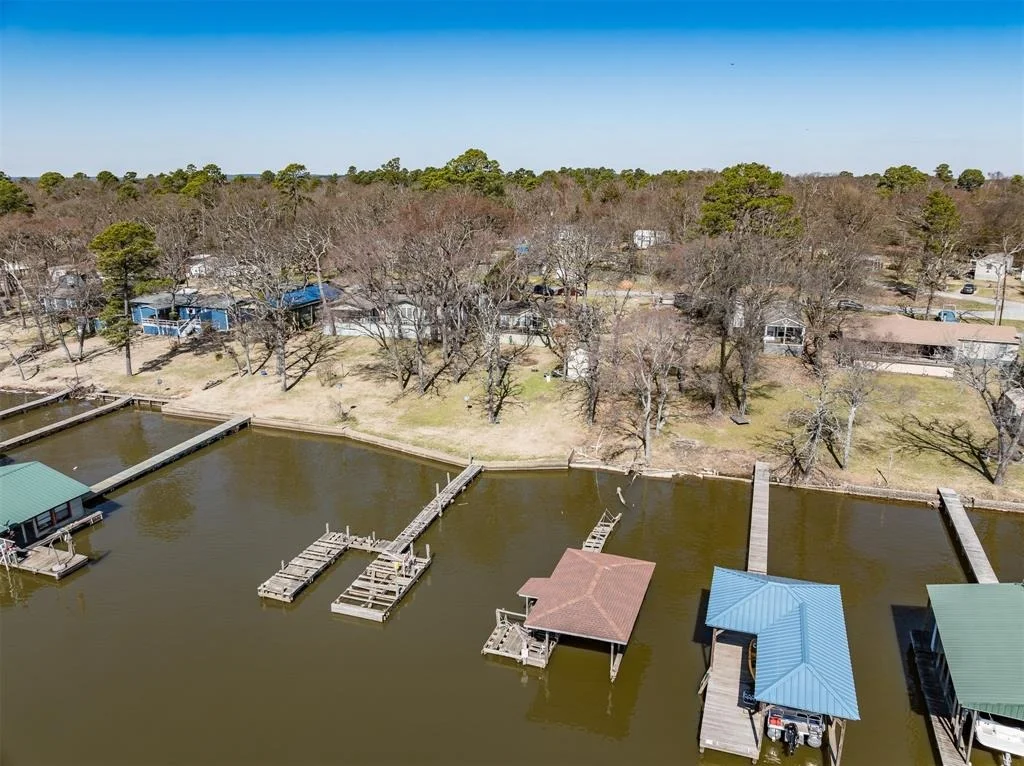 Photo of 1322 Shoreline Circle