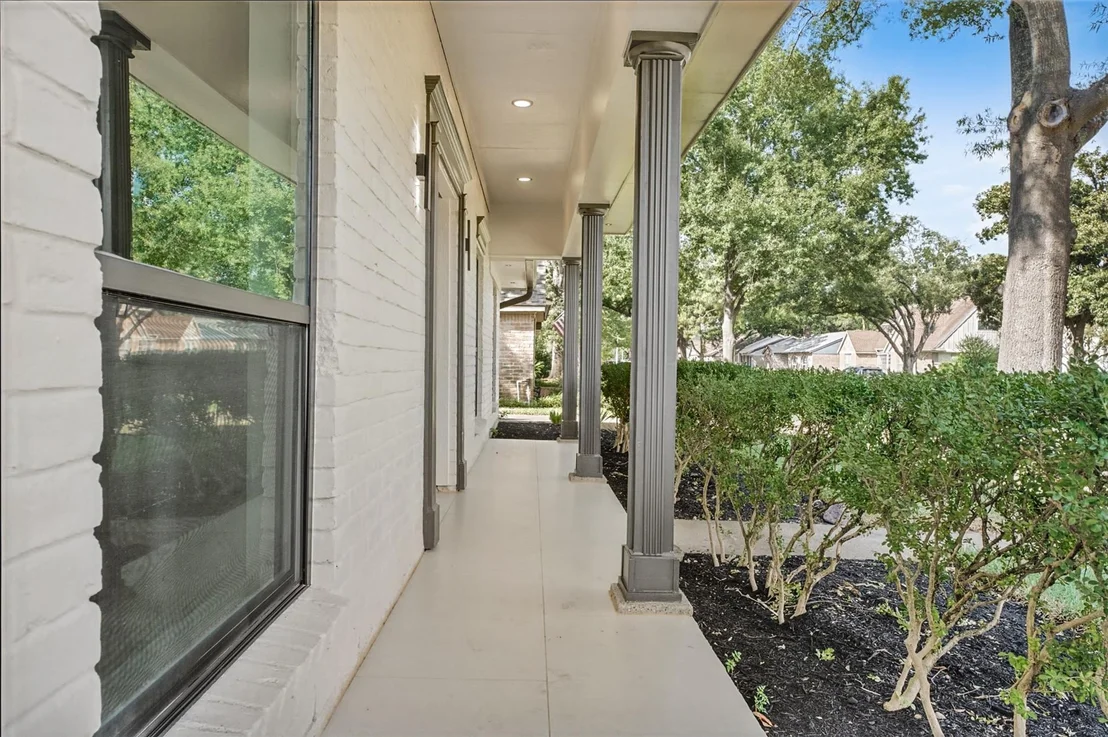 Photo of 2807 Shadowdale Drive