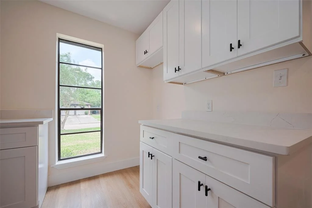 Photo of 839 Voyager Drive