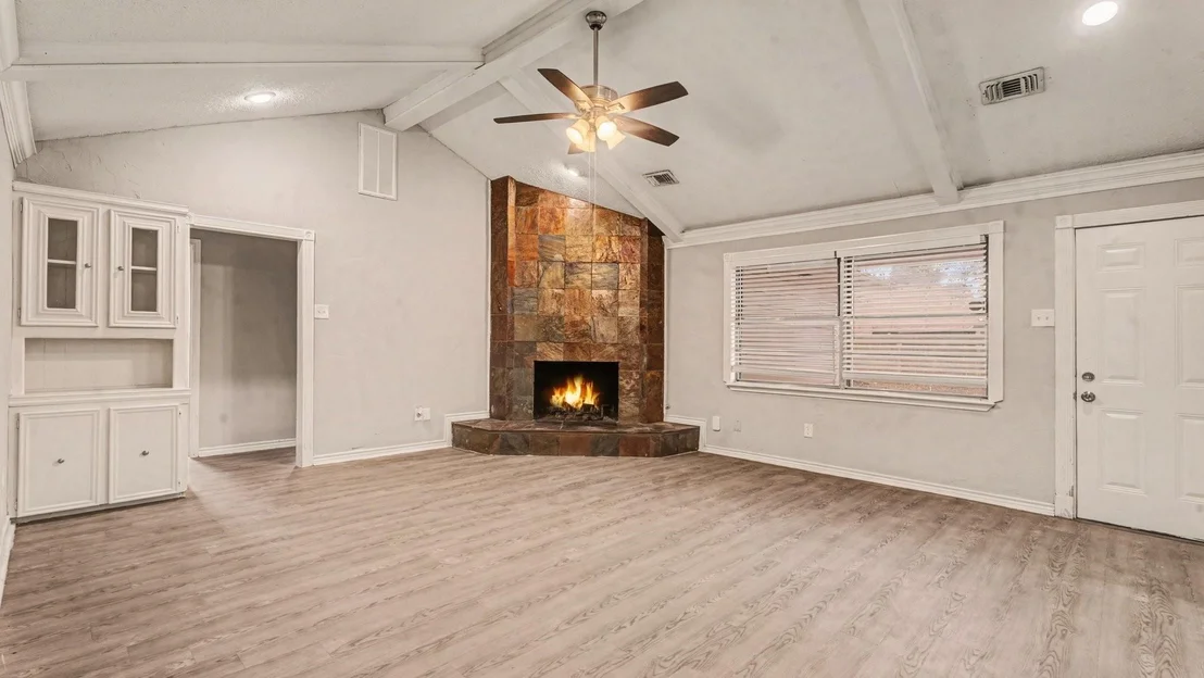 Photo of 2067 SE Shadow Rock Drive
