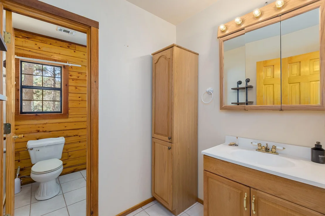 Photo of 1152 Loving Road