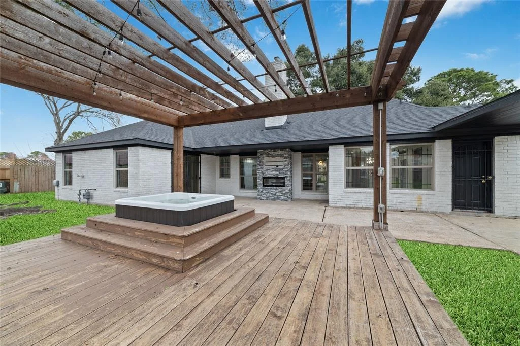 Photo of 8923 Arlington Forest Drive