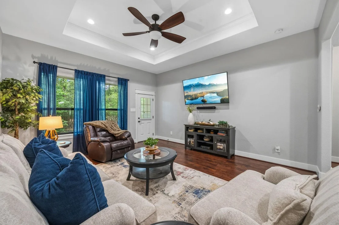 Photo of 13211 Doral Circle