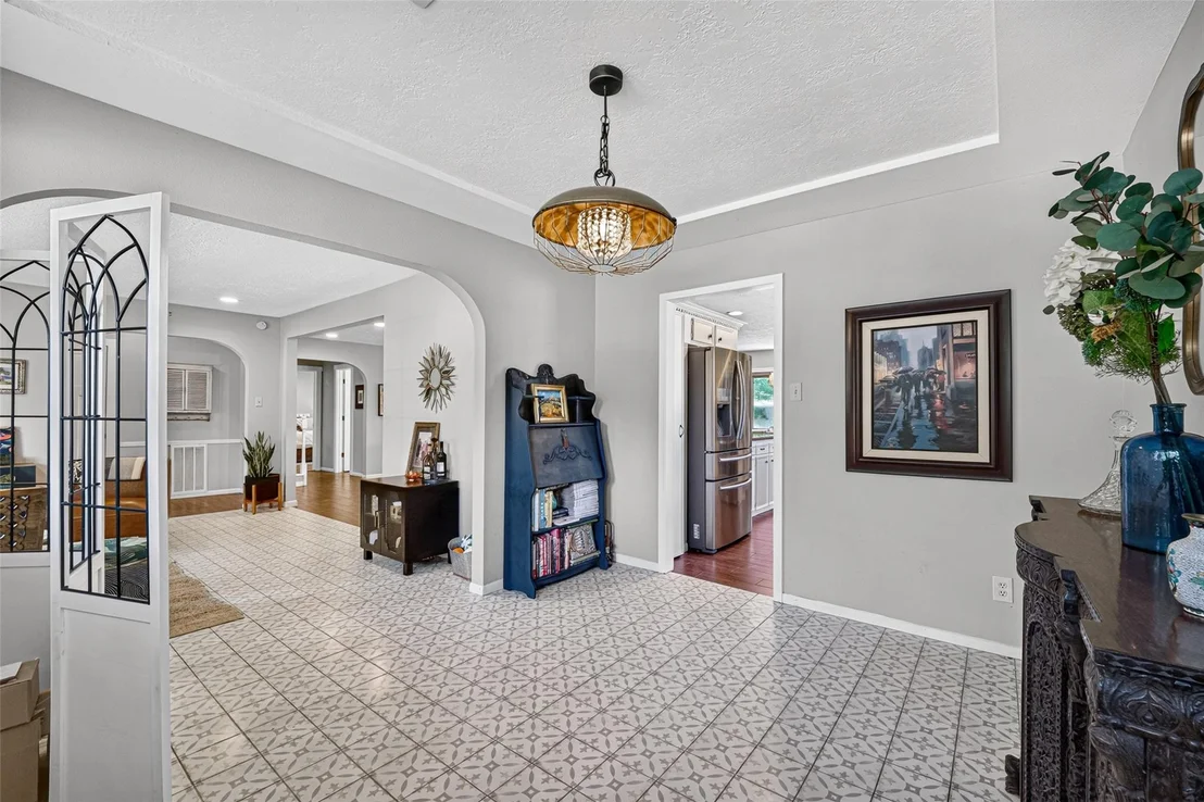 Photo of 4114 Willow Hill Drive
