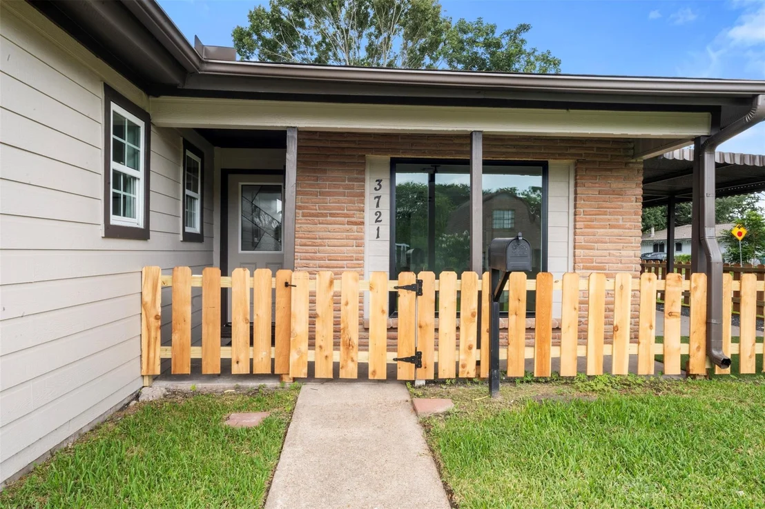 Photo of 3721 Newton Drive