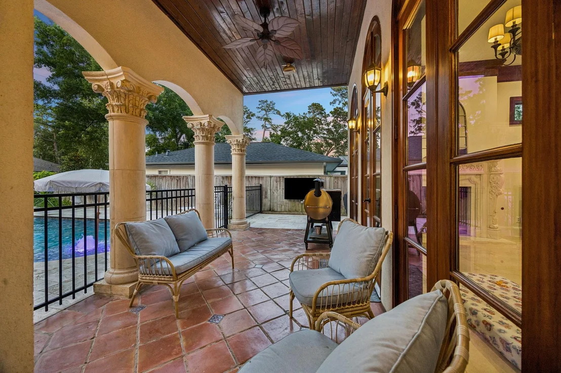 Photo of 8448 Westview Drive