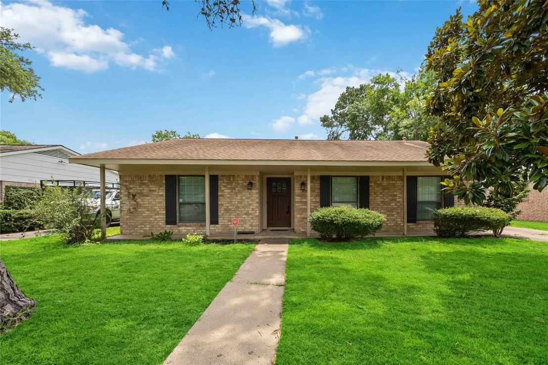 Photo of 4723 Lost Oak Drive
