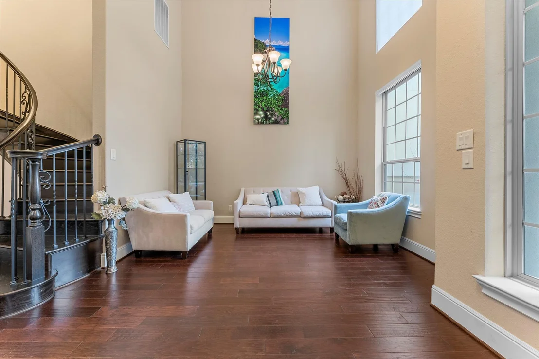 Photo of 15611 Lake Iris Drive