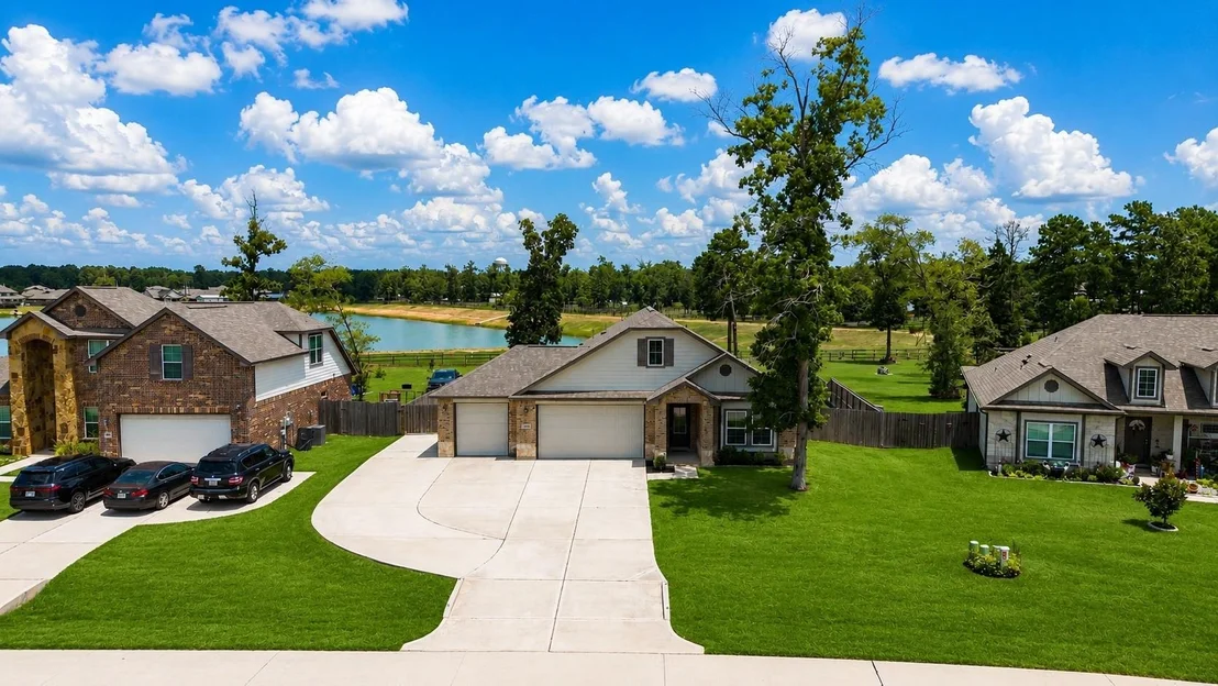 Photo of 6130 Hazel Lake Drive