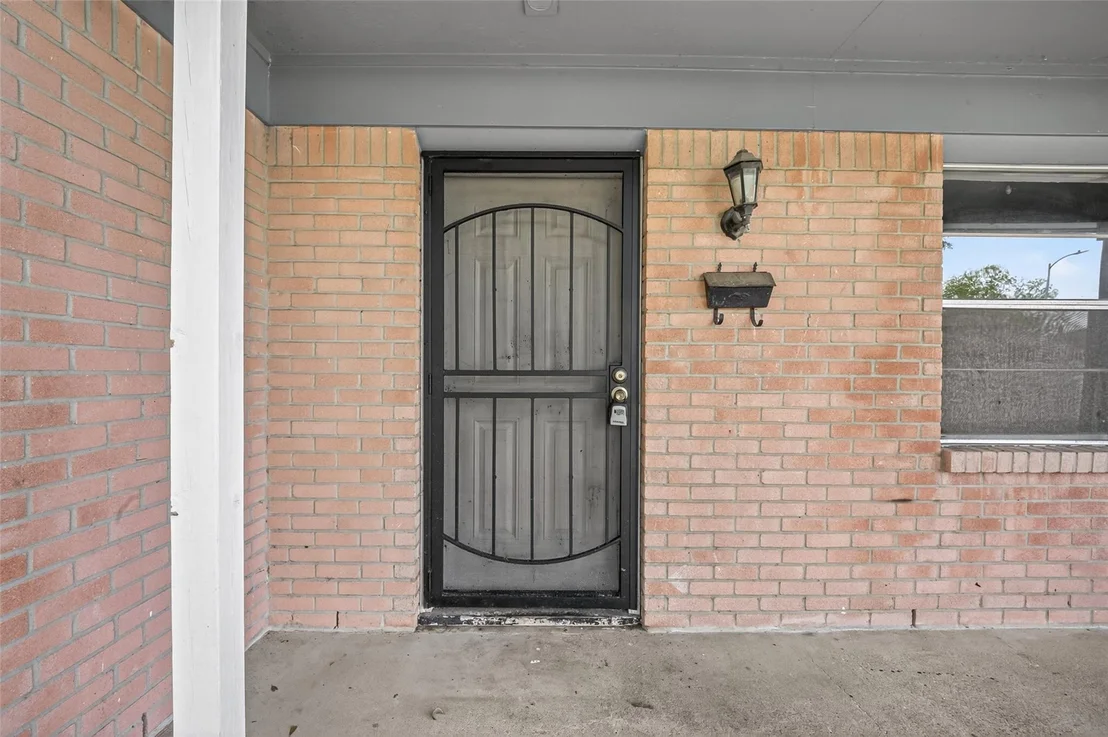 Photo of 3918 Tavenor Lane