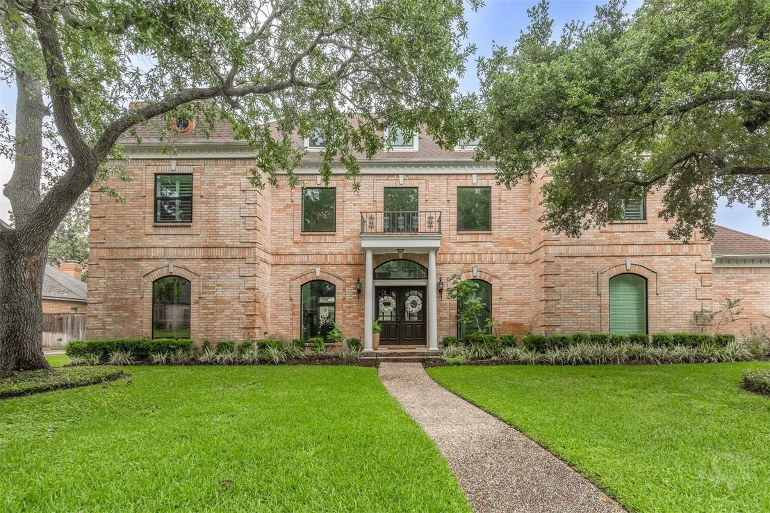 Photo of 1519 Pebble Chase Drive