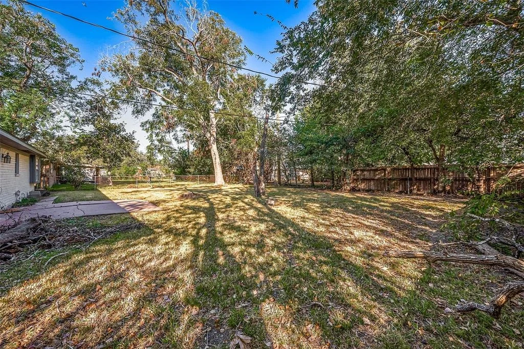 Photo of 5914 Dawnridge Drive