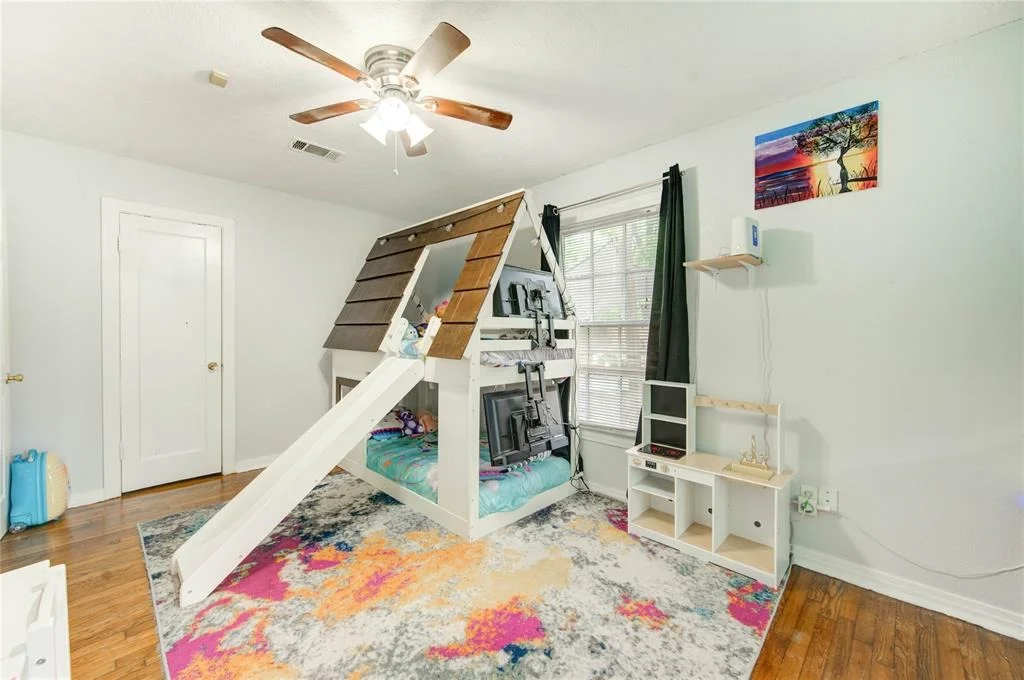 Photo of 2907 Cedar Drive