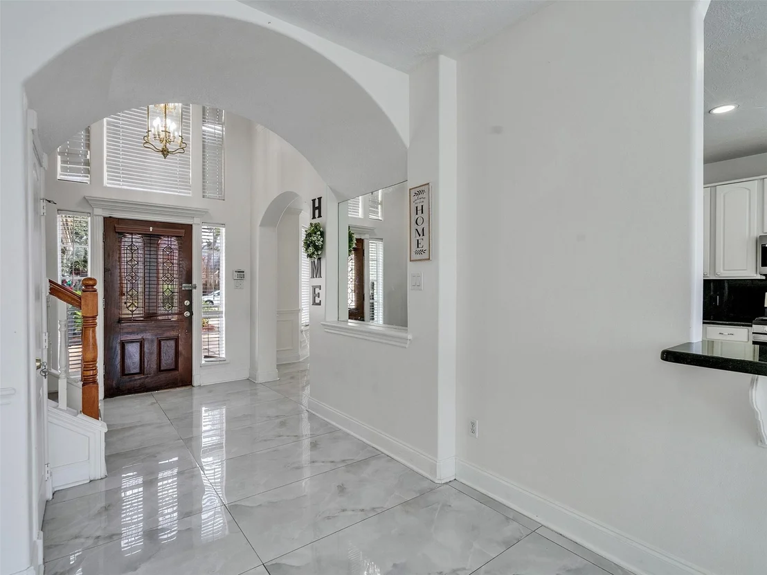 Photo of 12403 Millvan Drive