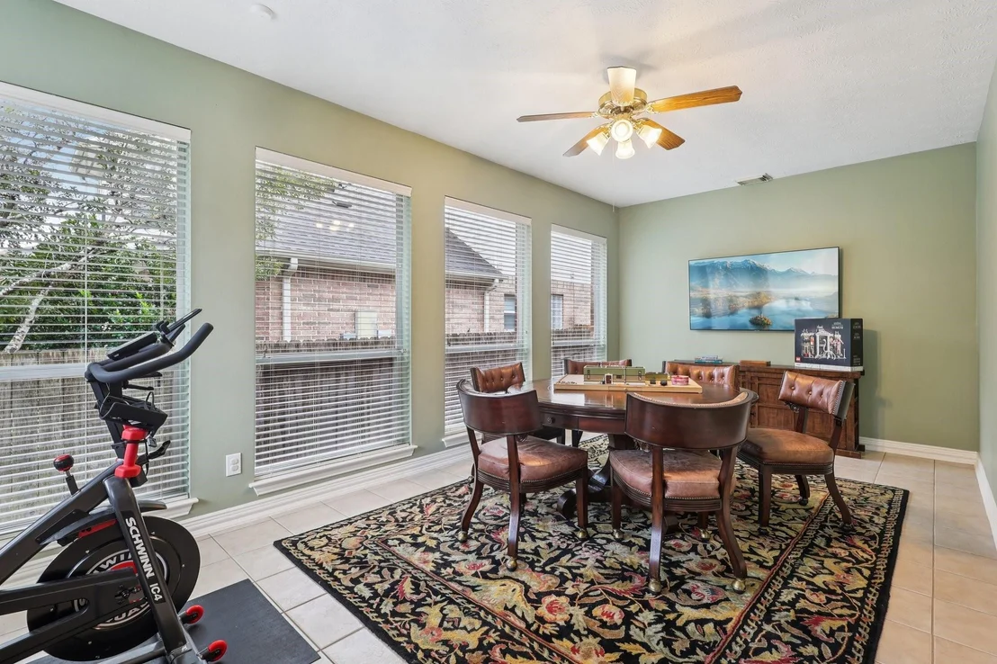 Photo of 182 N Hazelcrest Circle