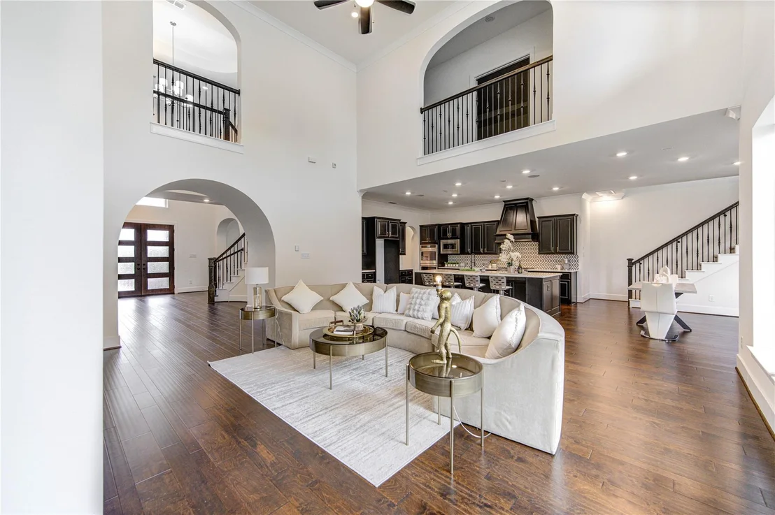 Photo of 21339 Crescent Winged Drive