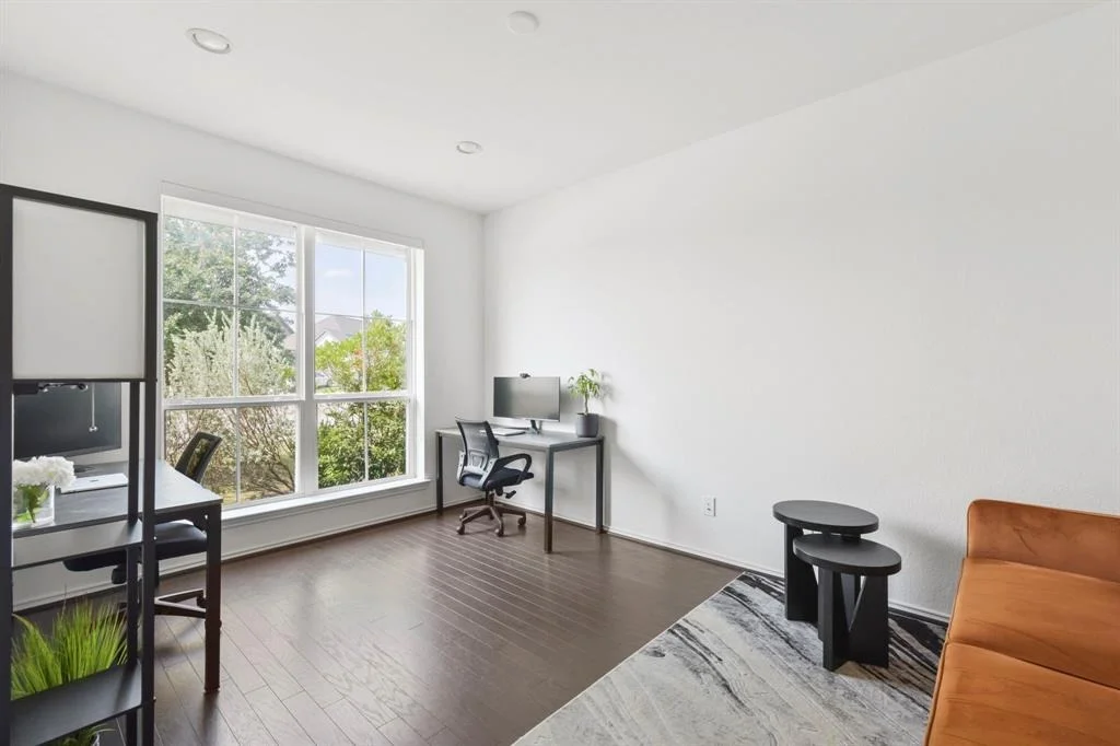 Photo of 23014 Blackstone Park Road