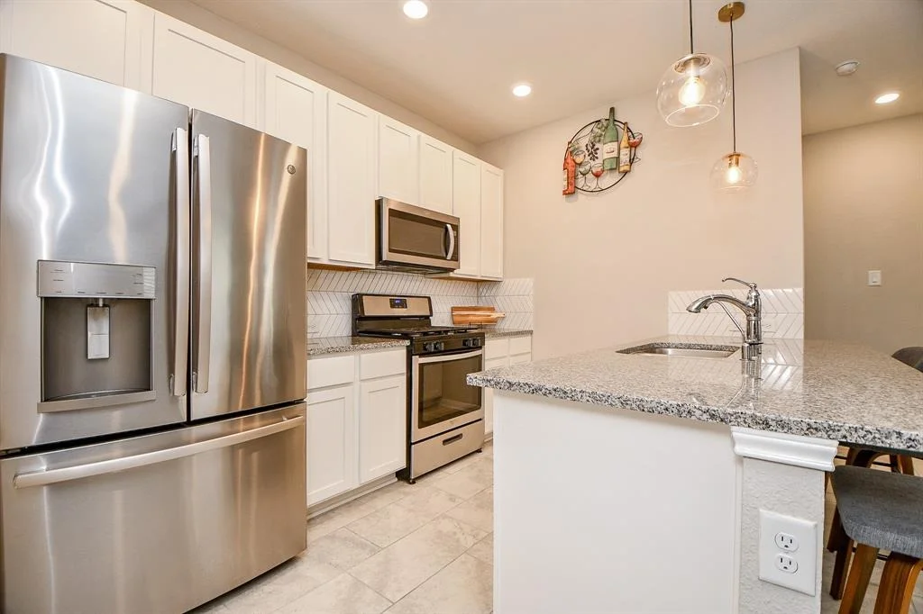 Photo of 6839 Knoll Spring Way