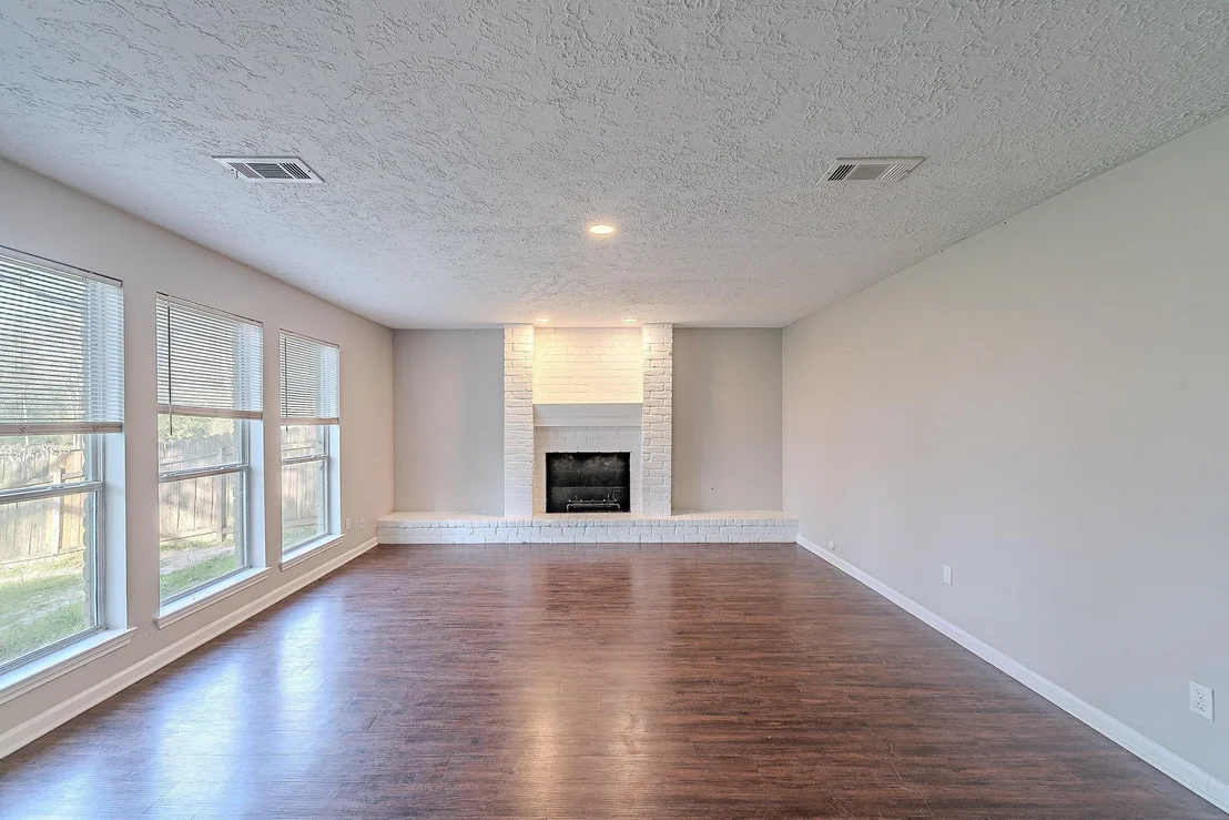 Photo of 1122 Tigris Lane