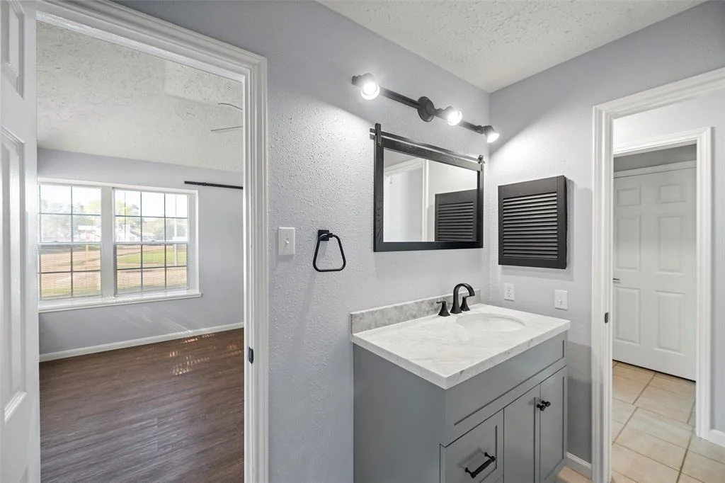 Photo of 1602 Brickarbor Drive