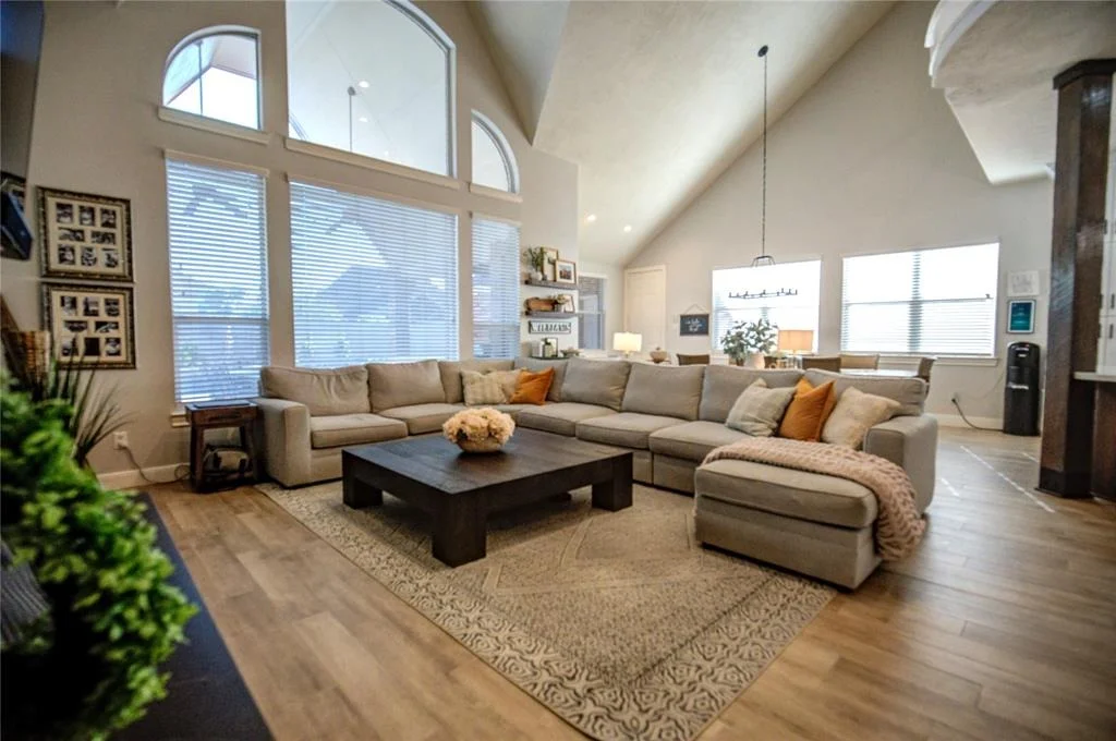 Photo of 8319 Glenn Elm Drive