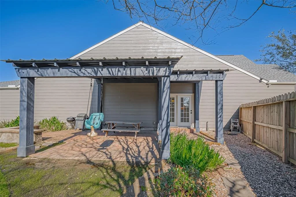 Photo of 2811 Legends Crest Drive