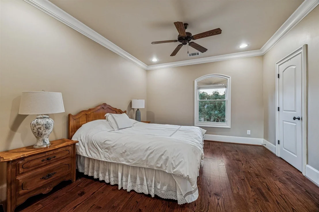 Photo of 170 Plantation Road