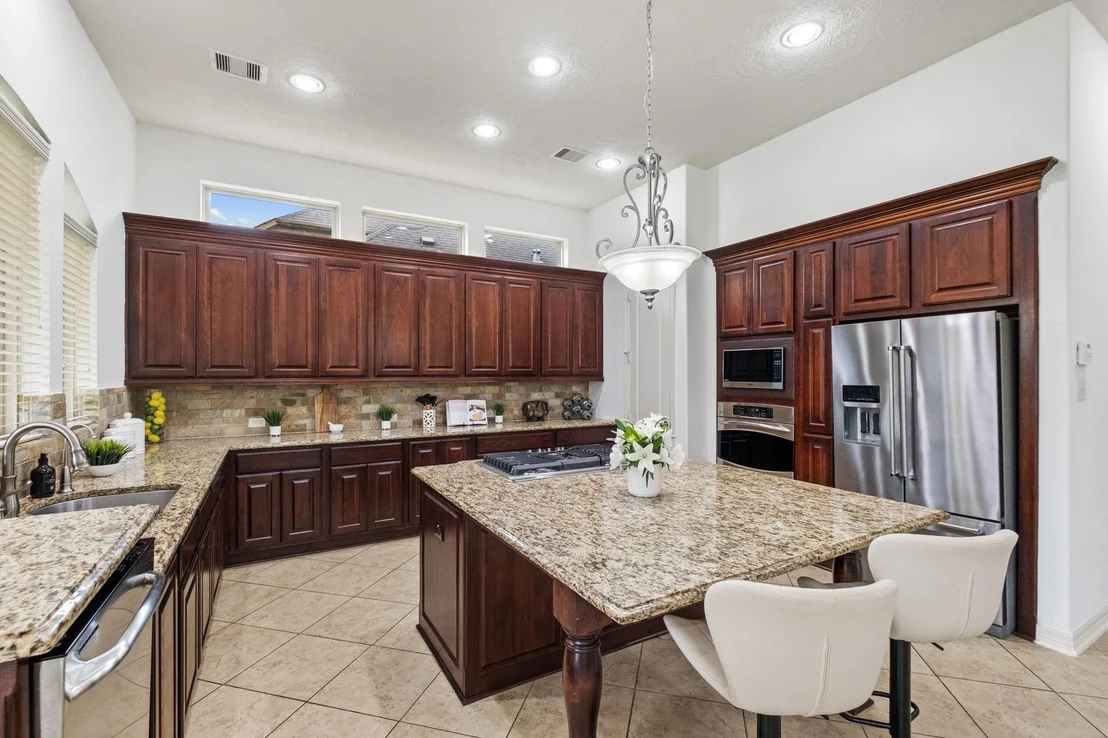 Photo of 28003 Iberville Glen Drive