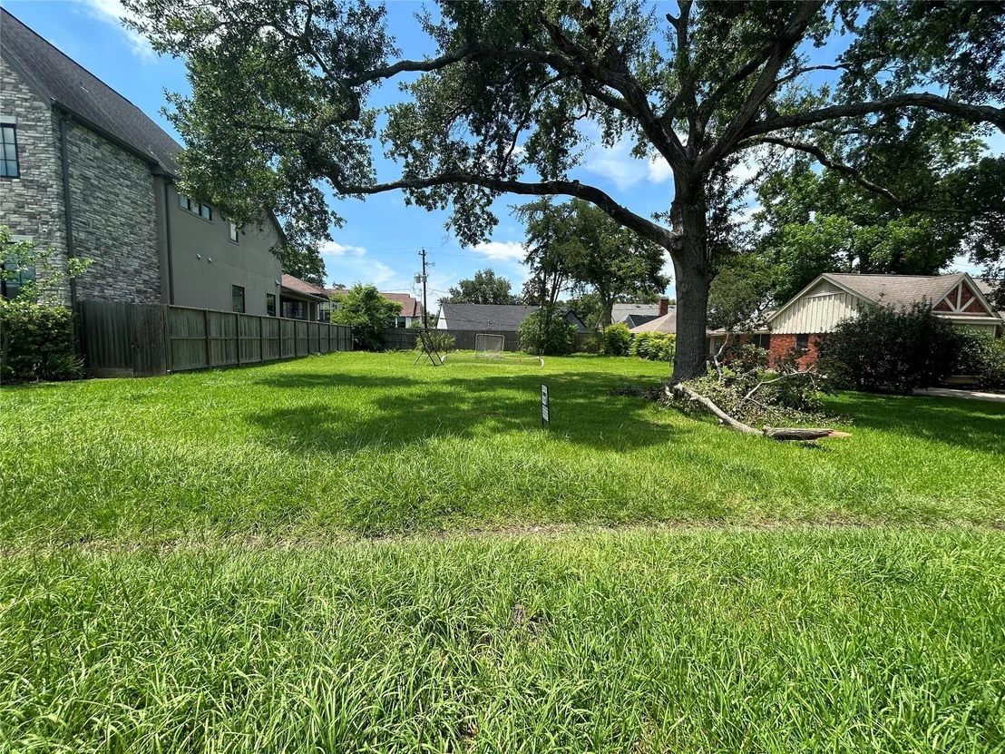 Photo of 5010 Yarwell Drive