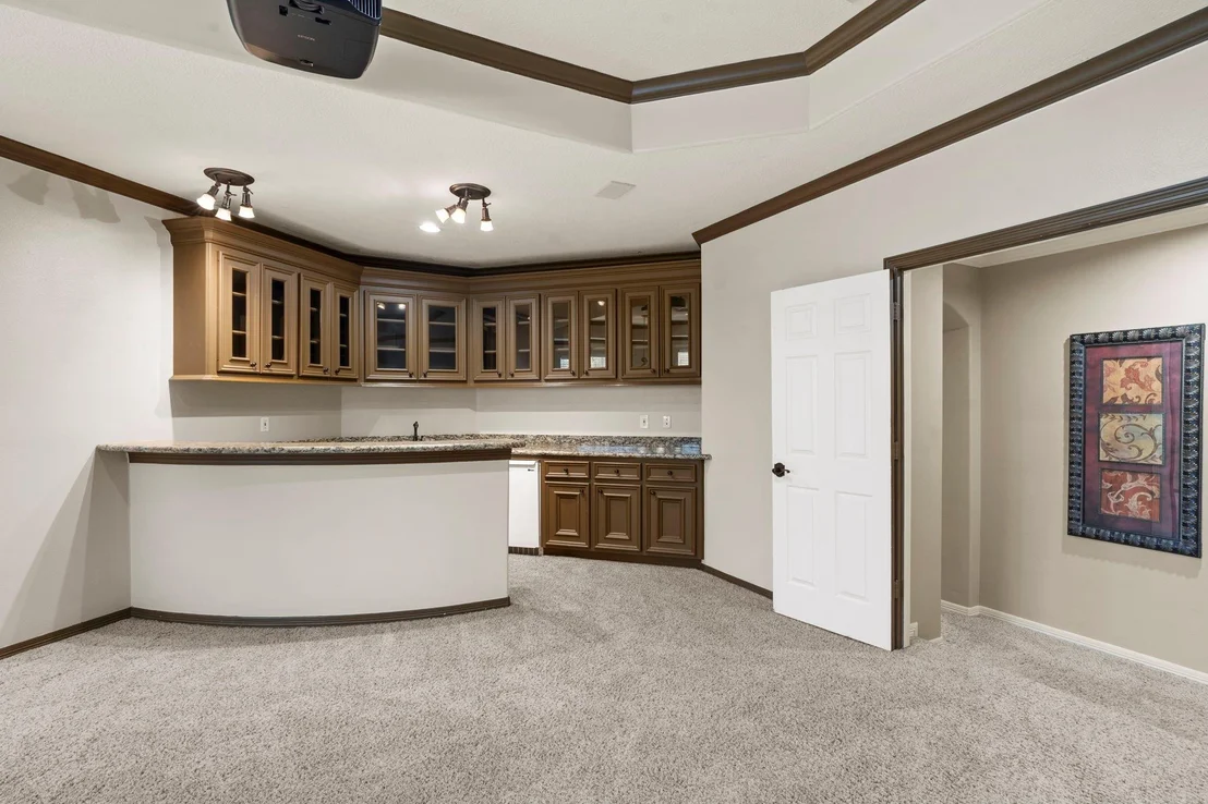 Photo of 8214 Forest Gate Drive