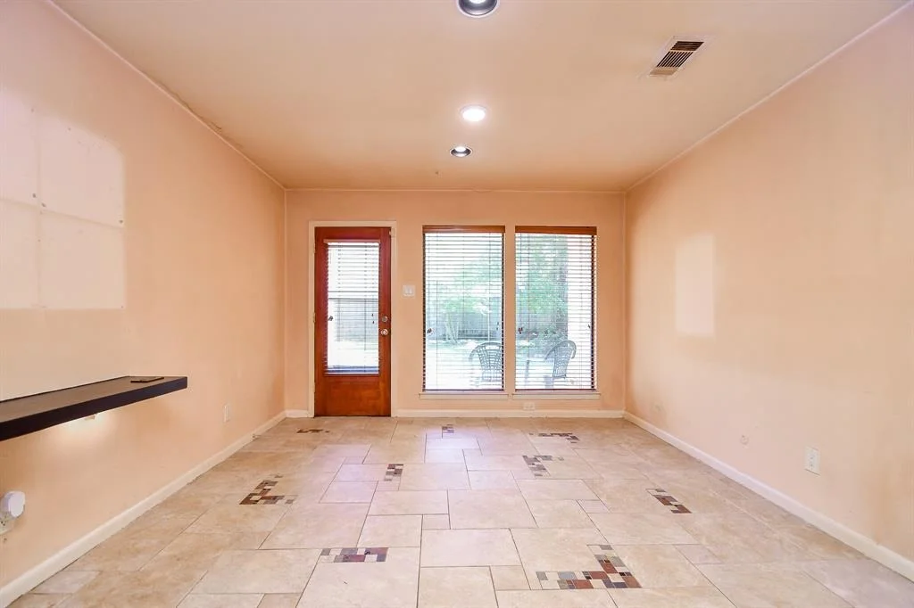 Photo of 10303 Chevy Chase Drive