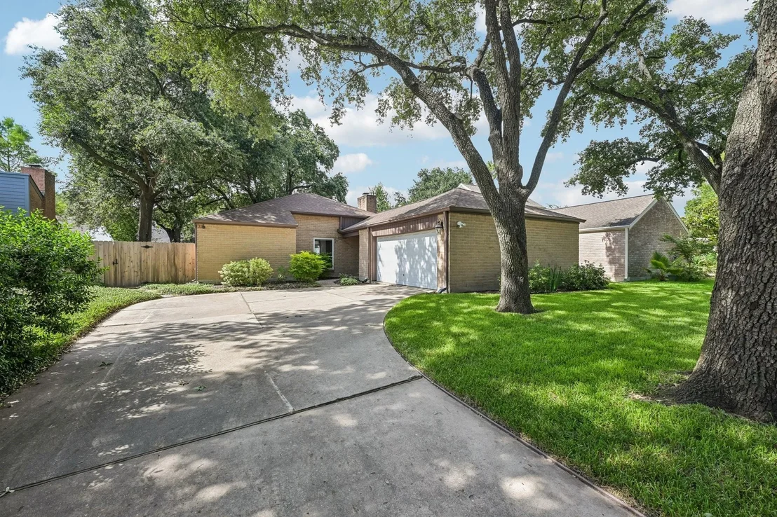 Photo of 11410 Overbrook Lane