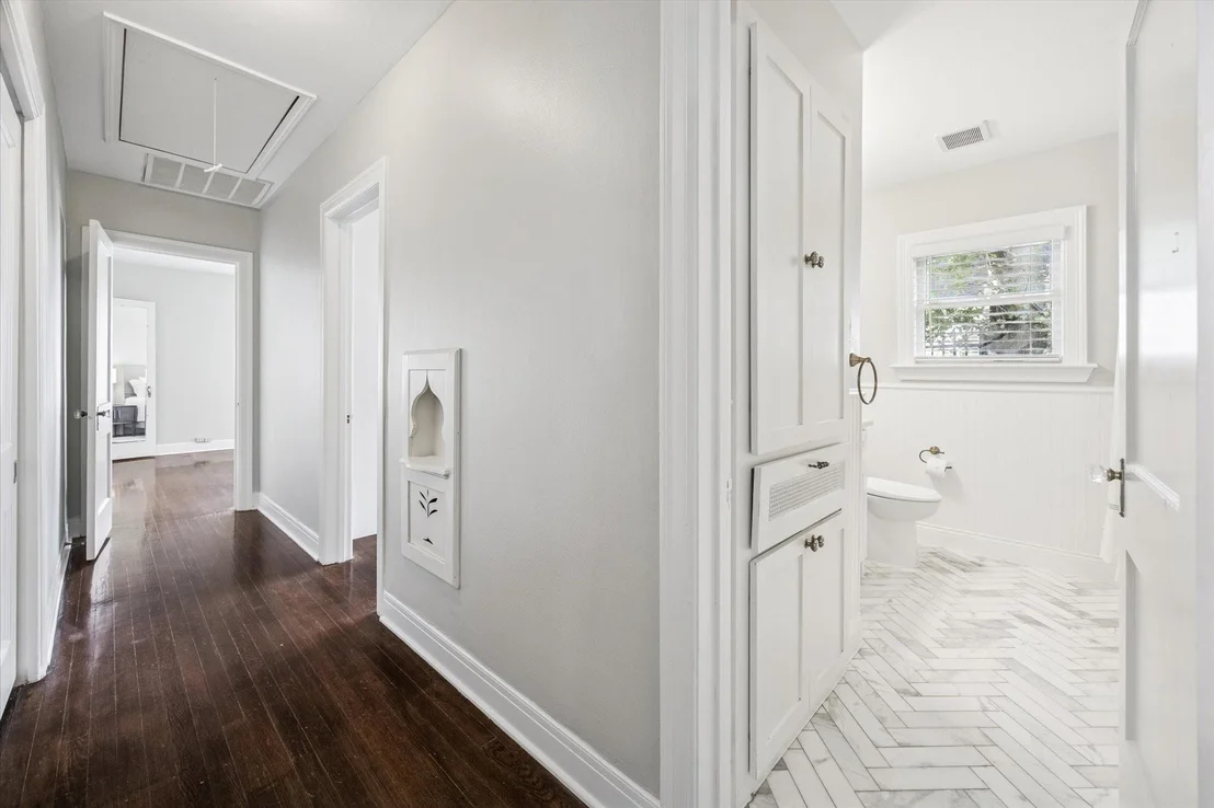 Photo of 1402 Vassar Street