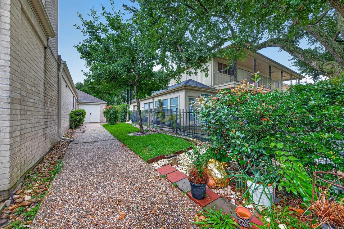 Photo of 618 Longview Drive