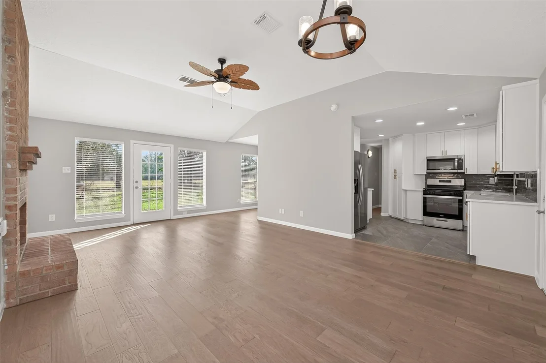 Photo of 20742 Squaw Valley Trail
