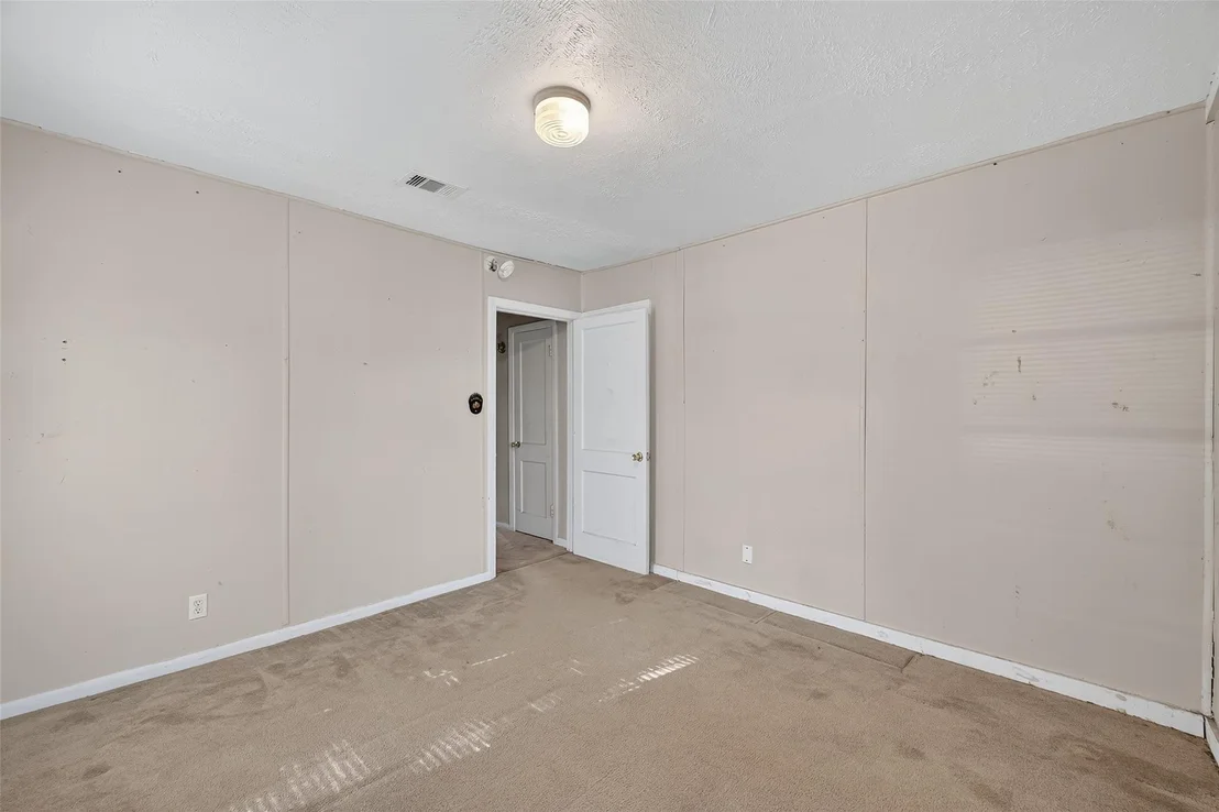 Photo of 605 Heather Gate Lane