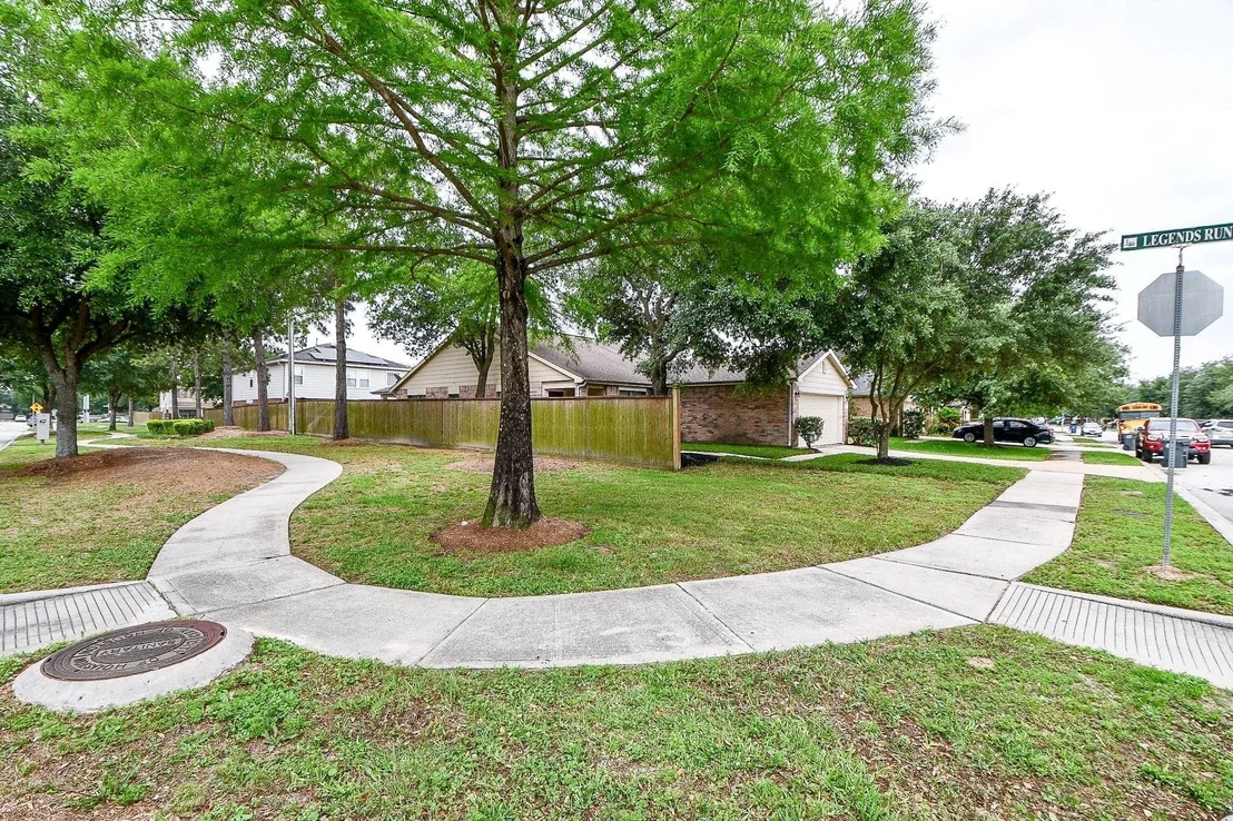 Photo of 29530 Legends Glen Drive