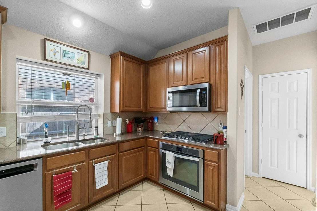 Photo of 22 Ryanwyck Place
