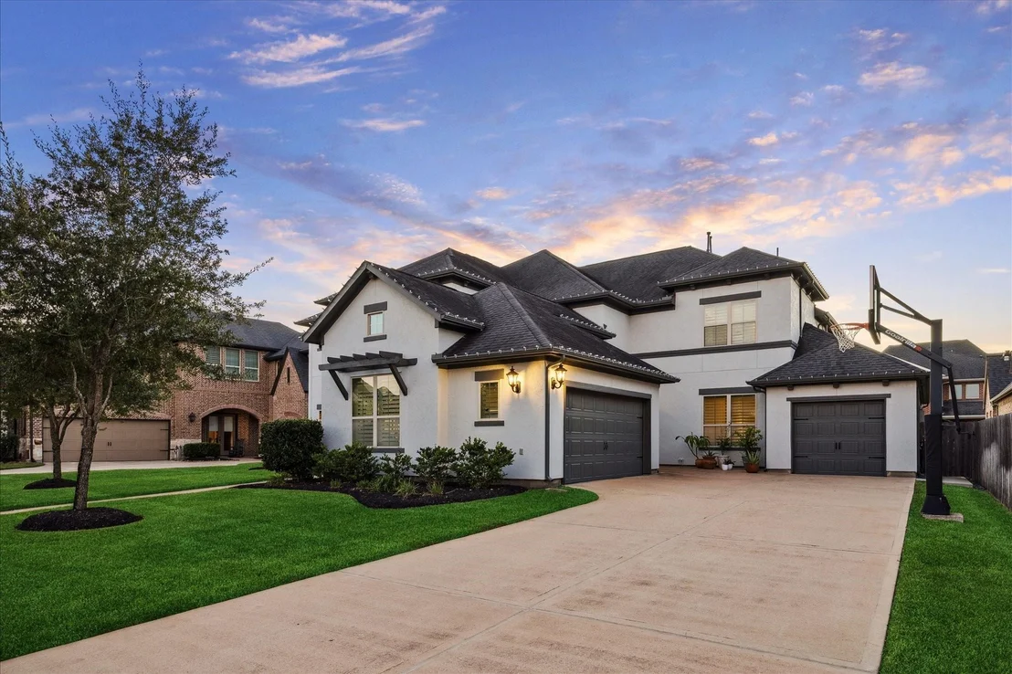 Photo of 2018 Draycutt Drive