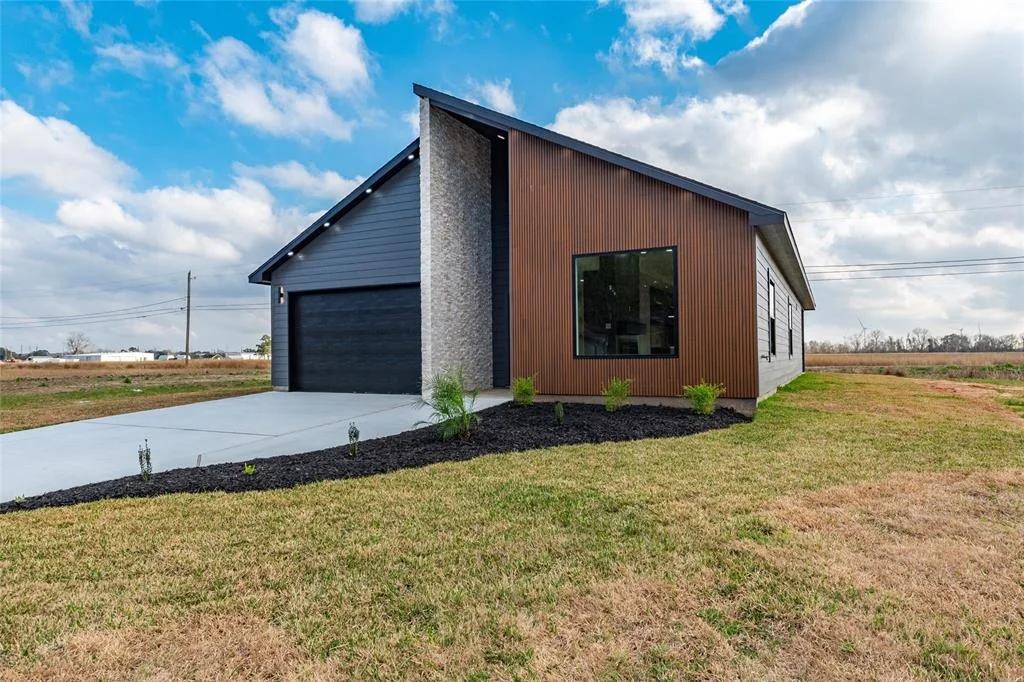 Photo of 1302 Sailfish Dr